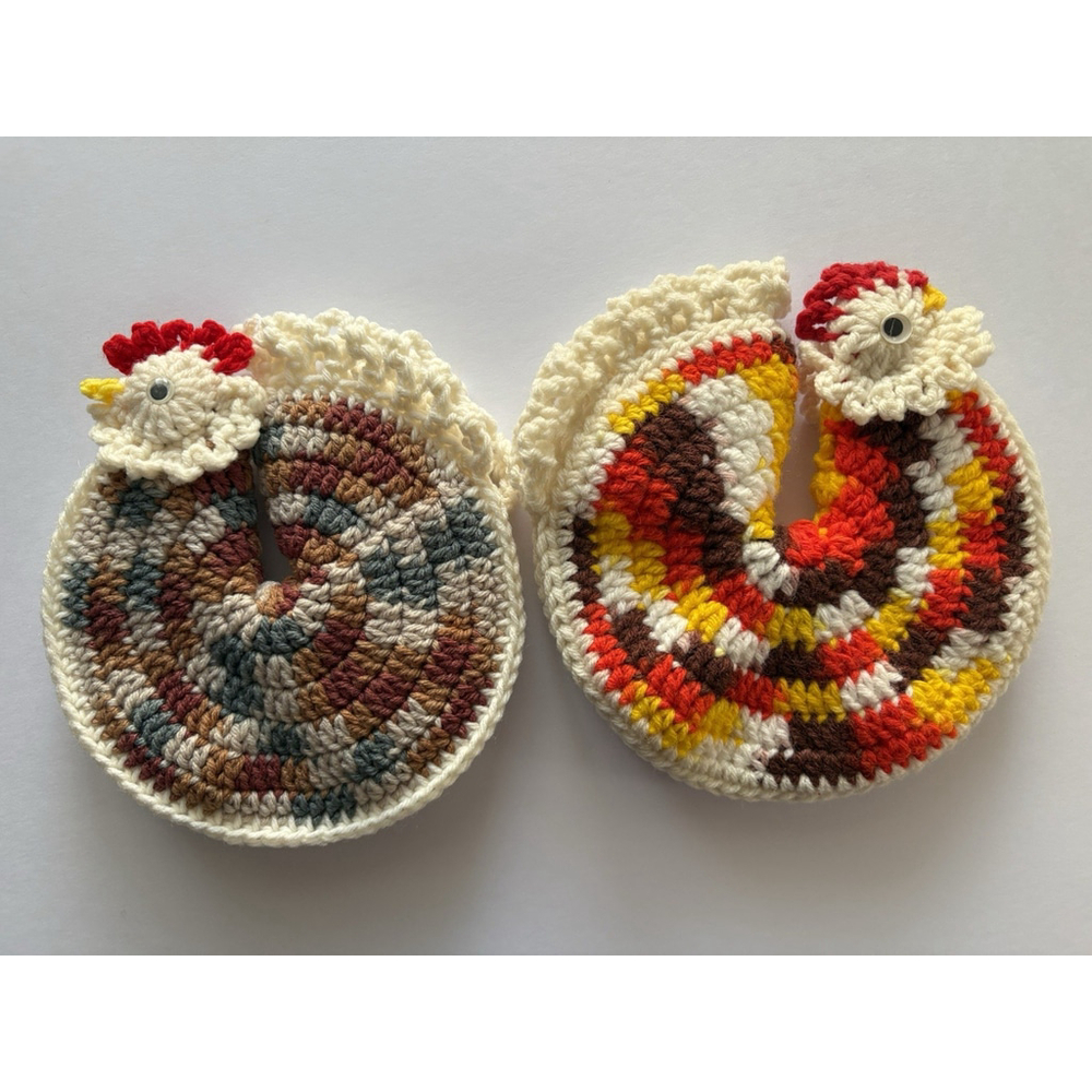 Handmade Crocheted Chicken/ Hen Kitchen Hot Pad /Pot Holder - Cottagecore Granny - Picture 2 of 9